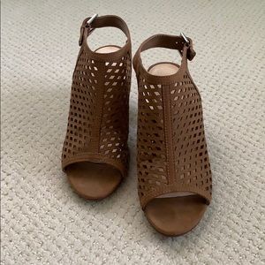 Brown Unisa heels